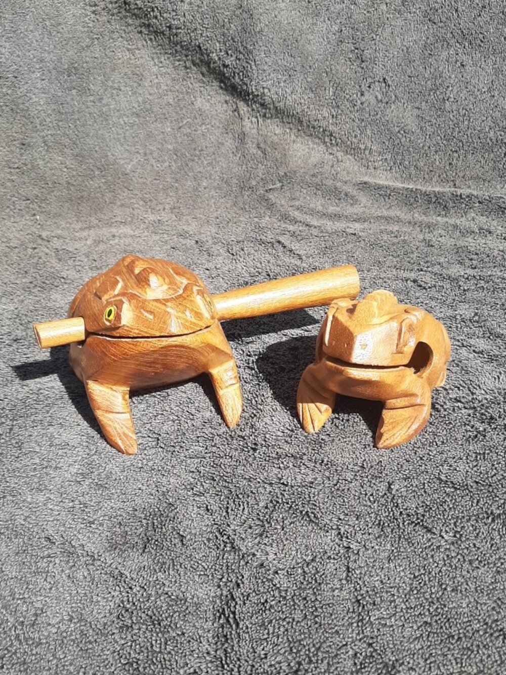 Light Wooden Frogs Guiro Rasp Percussion Musical Instruments. Croaking Frogs! - Picture 2 of 6